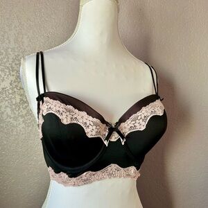 Jezebel Black Bra with Pale Pink Lace Accents